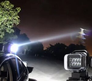 Светодиодный прожектор с пультом ДУ на магните HFS M07